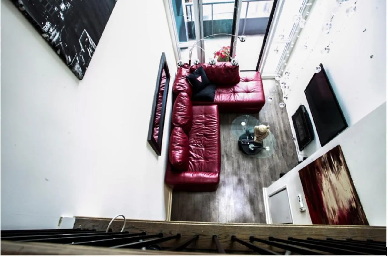 Pinnacle Suites - Trendy 2-Story Loft Toronto